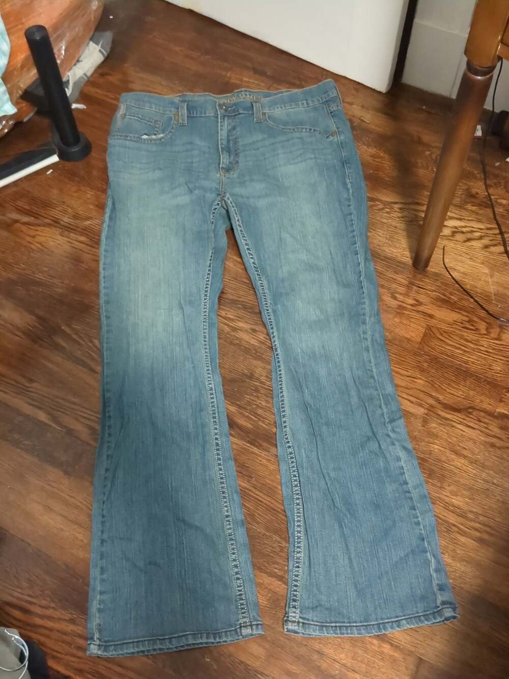 Cody James Men's Medium Wash Bootcut Jeans